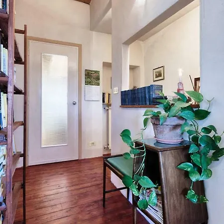 Guest house Stanze In Campagna Montafia